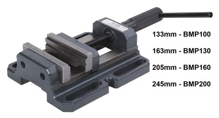 Abrazadera de perforacion universal con mand&iacute;bulas de doble prisma