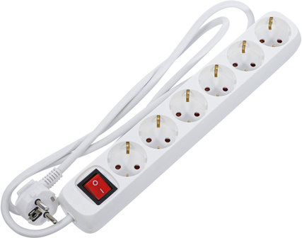 Regleta de enchufes 6 tomas con interruptor cable de alimentacion 1,4 m 3 x 1,5 mm&sup2; IP 2