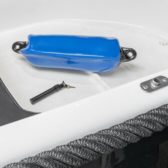 Guardabarros de alta resistencia tamano 3  210 x 620 mm  azul