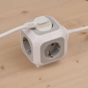 Ladron multiple en forma de cubo enchufes 4,&nbsp;1,4m H05VV-F 3G1,5