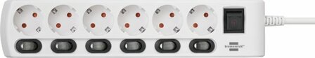 Regleta de enchufes conmutable por separado 6 tomas 2m H05VV-F 3G1,5 blanco