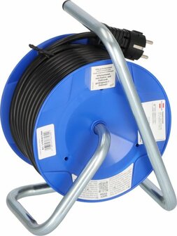 Enrollacables Garant compacto&nbsp;con funcion de carga USB 15m H05VV-F 3G1,5