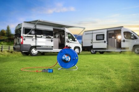 Enrollacables Garant CEE 2 IP44 Camping Maritimo 25m H07RN-F 3G2,5