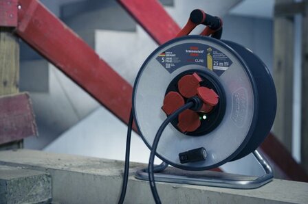 Professional SteelCore Enrollacable SC 2100 IP44, 25m H07RN-F 3G1.5