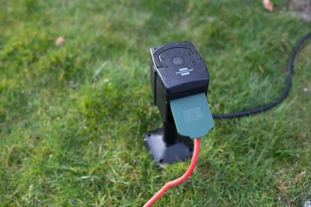 Toma de jardin WIFI con toma de tierra y placa de montaje IP44 2 veces 10m