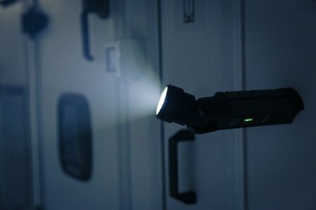 Professional Linterna LED recargable TL 1000 ACW, 1000 lm, IP54