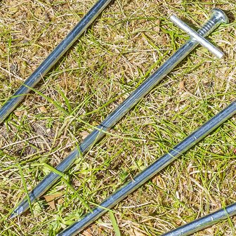 Piqueta metalica de 17 cm con pasador transversal soldado x10 unidades