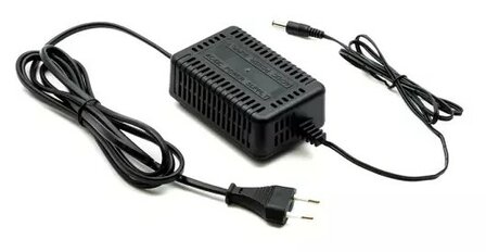 Arrancador de bateria port&aacute;til 12V-4000A / 24V-2000A
