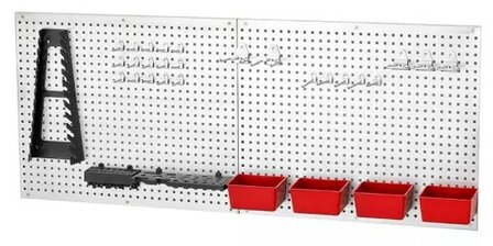Pared metalica para herramientas con ganchos