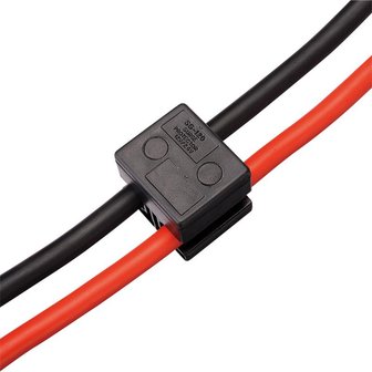 Cables de refuerzo de 16mm&sup2; con proteccion contra sobretensiones aprobados por TuV/GS