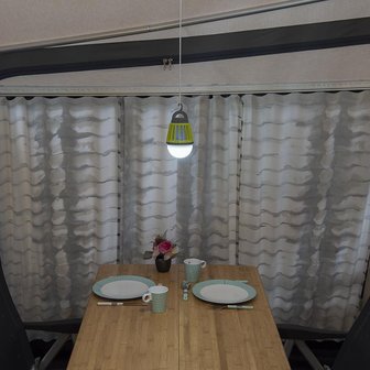 Camping-Lampara antiinsectos 2 en 1 recargable 8 8 x 12 5 cm