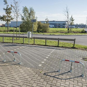 Soporte de estacionamiento con cerradura