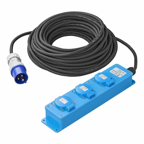 Toma de corriente CEE de 3 vias 20M 3x 1 5 mm² (2xSchuko + 1x2-USB)