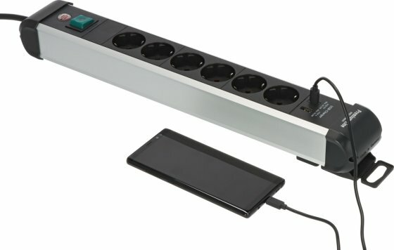Regleta de enchufes de 6 vias con USB C PD 30W y USB A 18W 3m H05VV-F3G1.5
