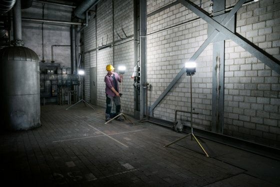 Foco LED movil a bateria 360° BF 3000 MA 3000lm, IP54
