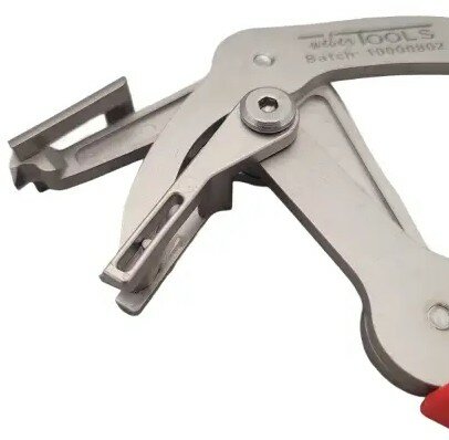 Alicates para desmontar clips de puertas