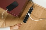 Regleta de enchufes con 2 tomas de carga USB C de 4 vias blanco negro 1,5 m H05VV-F3G1,5