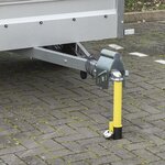 Poste de estacionamiento para remolque o caravana